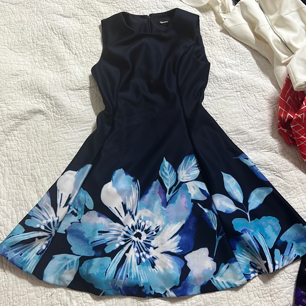 Dkny  side 4 , used  ready to wear